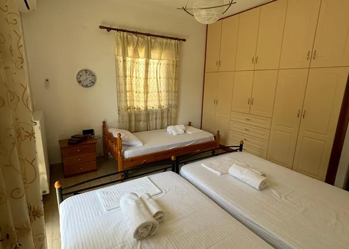 Metoxi Big House Leonídion